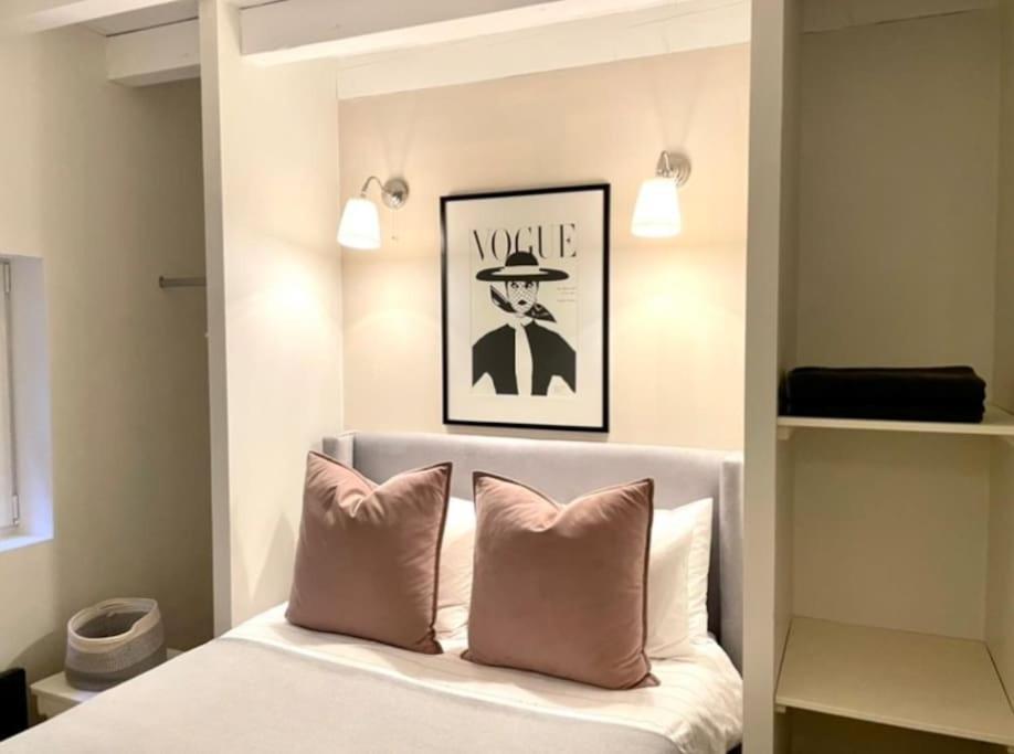 Cosy Camon Bolt-Hole Lägenhet Exteriör bild