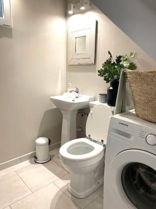 Cosy Camon Bolt-Hole Lägenhet Exteriör bild